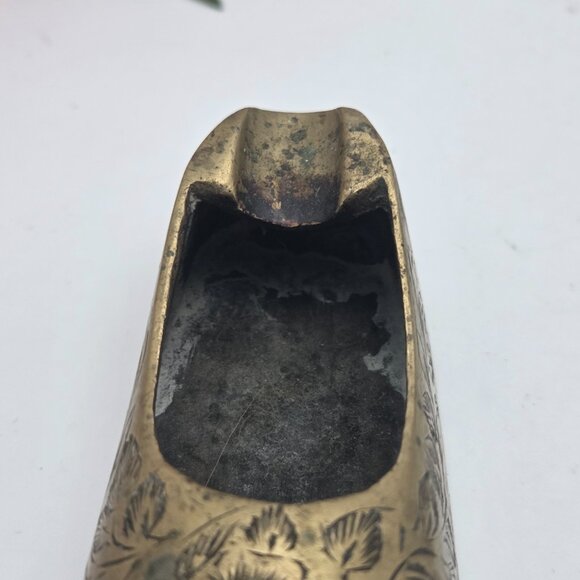 Vintage 1970s Brass Slipper Shoe Ashtrays Etched Brass Made in India MCM - Picture 7 of 16